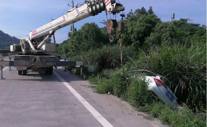 永安重载吊车救援 永安重载吊车救援
